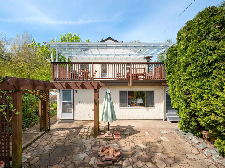 696 Rupert Street, Vancouver, BC, V5K 4K8 - 25