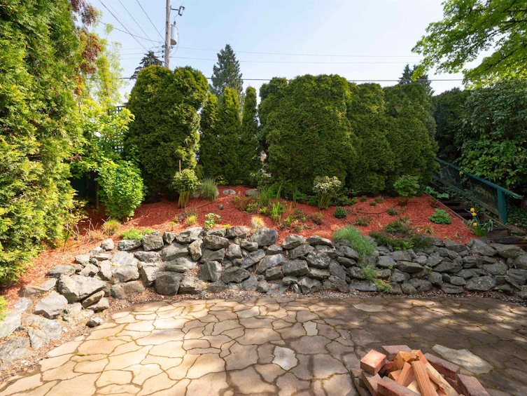 696 Rupert Street, Vancouver, BC, V5K 4K8 - 27