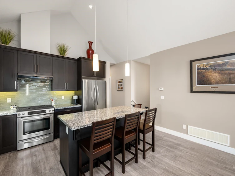 110-3450 David Avenue, Coquitlam, BC, V3E 0J9 - 4