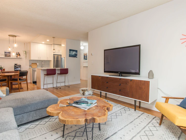 113-330 E 7th Avenue, Vancouver, BC, V5T 4K5 - 4
