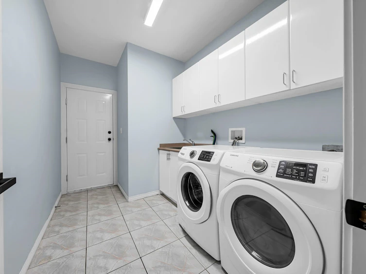 3820 Royalmore Avenue, Richmond, BC, V7C 1P6 - 31