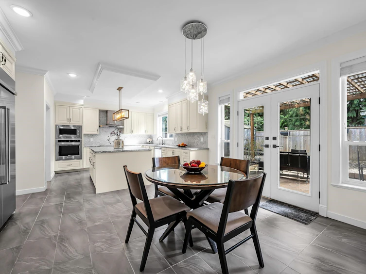 3820 Royalmore Avenue, Richmond, BC, V7C 1P6 - 7