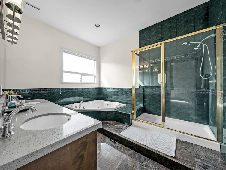 3820 Royalmore Avenue, Richmond, BC, V7C 1P6 - 22
