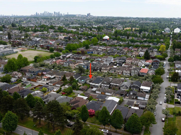 2541 E 2nd Avenue, Vancouver, BC, V5M 1C7 - 35