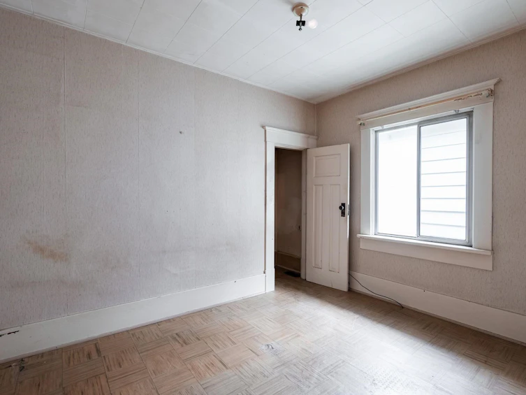 2541 E 2nd Avenue, Vancouver, BC, V5M 1C7 - 9