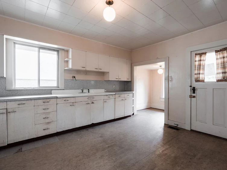 2541 E 2nd Avenue, Vancouver, BC, V5M 1C7 - 6