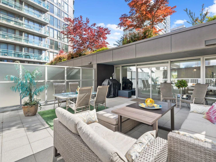 503-788 Hamilton Street, Vancouver, BC, V6B 0E9
