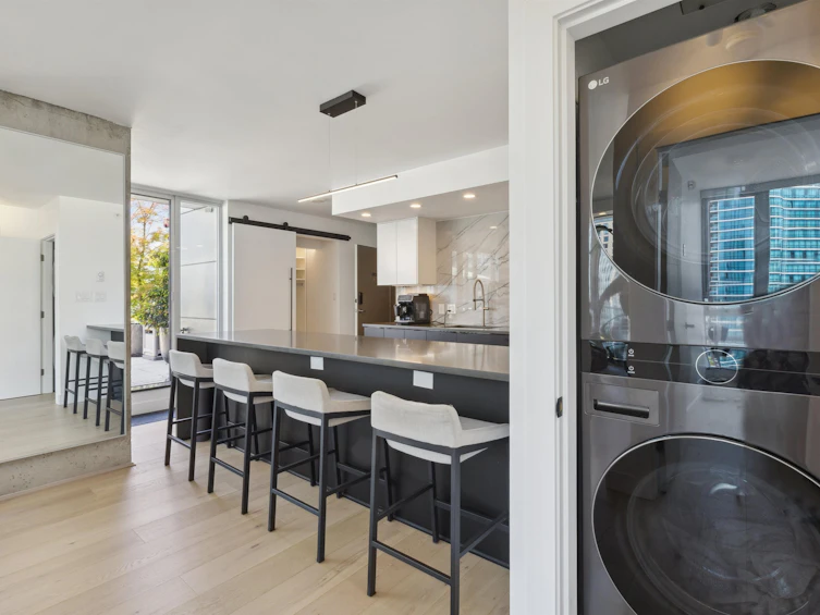 PH-2606-788 Hamilton Street, Vancouver, BC, V6B 0E9 - 17