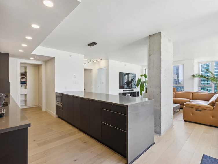 PH-2606-788 Hamilton Street, Vancouver, BC, V6B 0E9 - 10