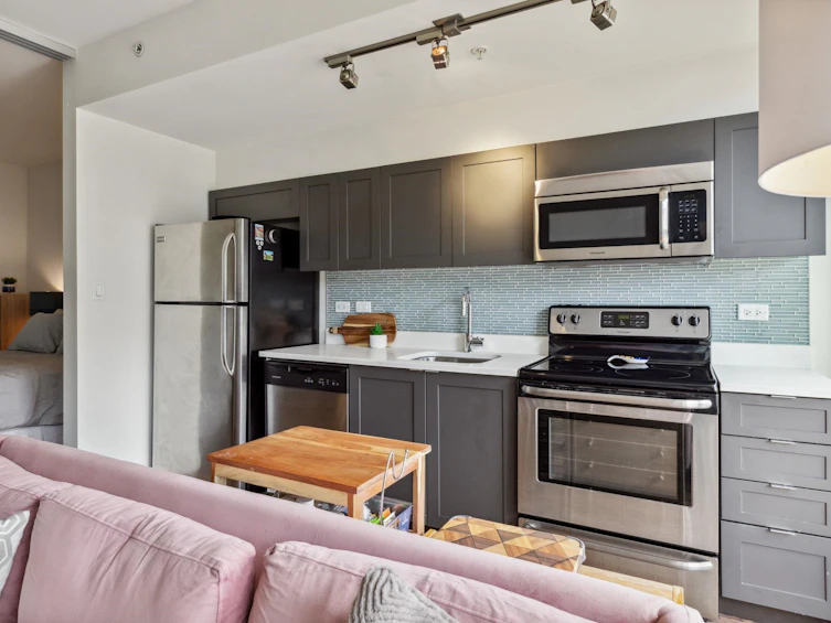 401-2511 Quebec Street, Vancouver, BC, V5T 0B6 - 8