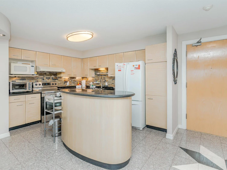 1505-8831 Lansdowne Road, Richmond, BC, V6X 3T5 - 7