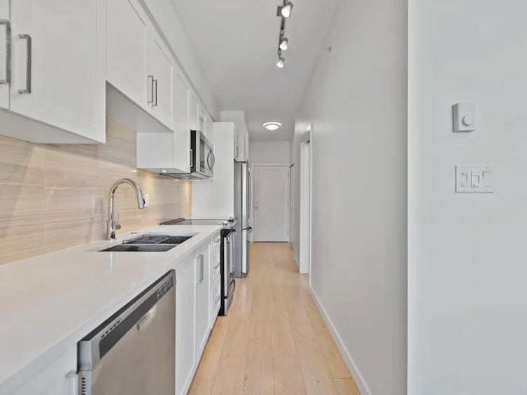 D404-20211 66 Avenue, Langley, BC, V2Y 0L4 - 3