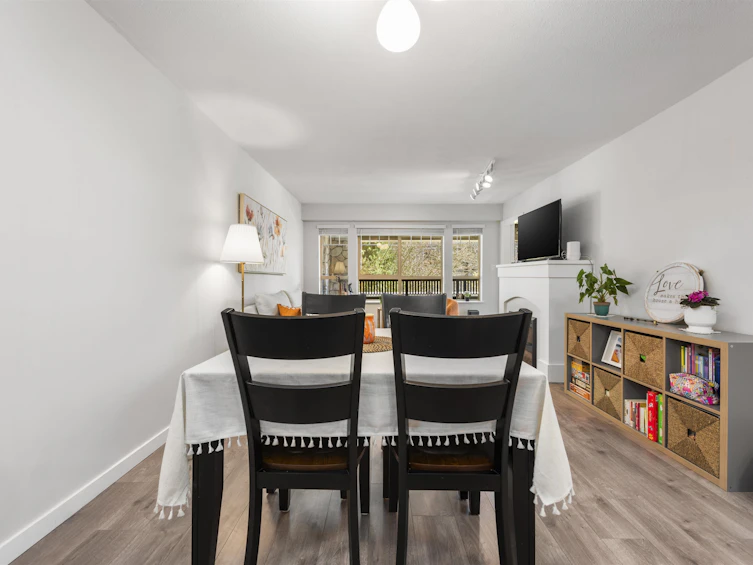 212-2959 Silver Springs Boulevard, Coquitlam, BC, V3E 3S5 - 5