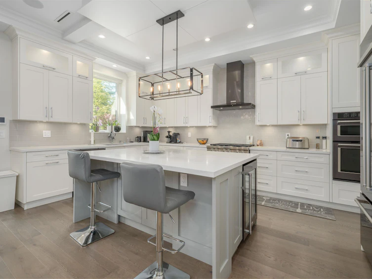 656 Linton Street, Coquitlam, BC, V3J 6J9 - 3