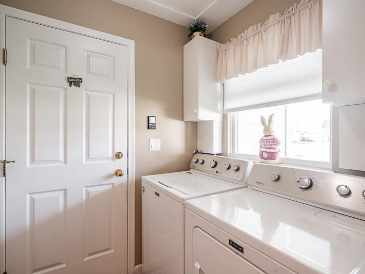 19245 59a Avenue, Surrey, BC, V3S 7S8 - 24