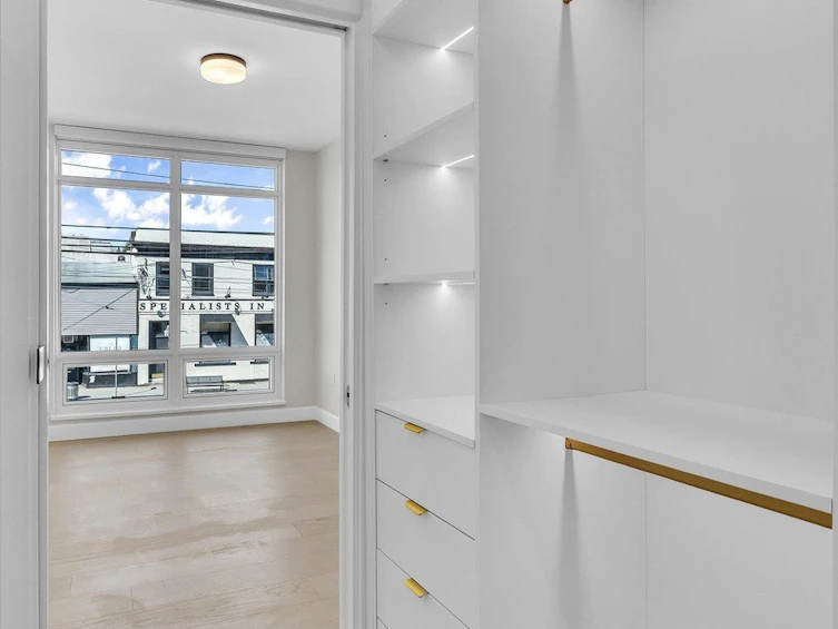207-3668 W 10th Avenue, Vancouver, BC, V6R 2G3 - 9