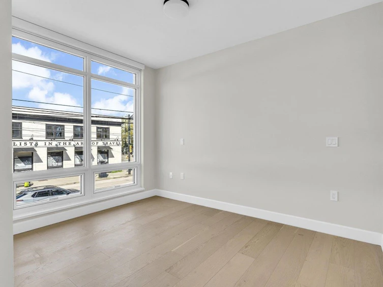 207-3668 W 10th Avenue, Vancouver, BC, V6R 2G3 - 6