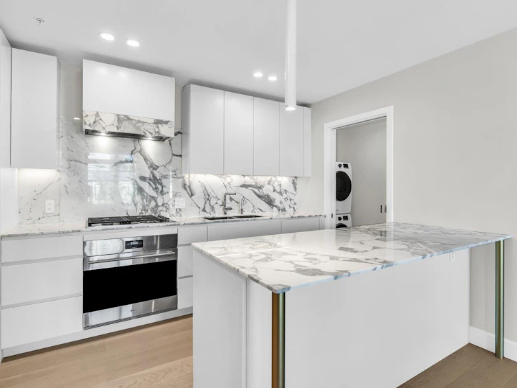 207-3668 W 10th Avenue, Vancouver, BC, V6R 2G3 - 27