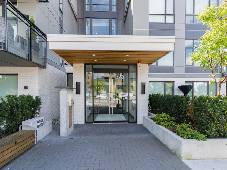411-707 E 3rd Street, North Vancouver, BC, V7L 1G8 - 3