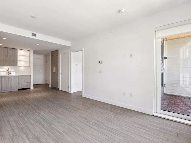 411-707 E 3rd Street, North Vancouver, BC, V7L 1G8 - 8