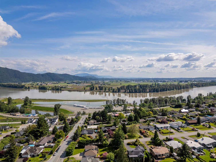 8337 Shimek Street, Mission, BC, V2V 6S2 - 6