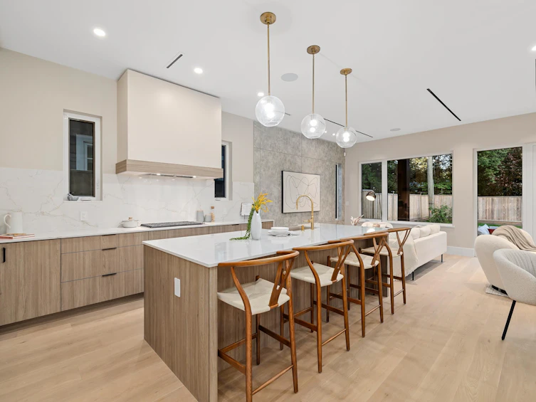 1033 Canyon Boulevard, North Vancouver, BC, V7R 2K3 - 8
