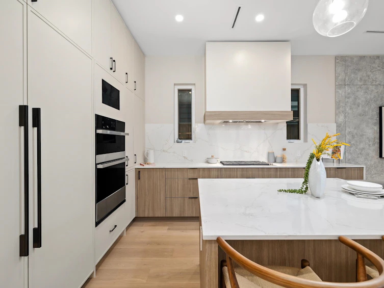 1033 Canyon Boulevard, North Vancouver, BC, V7R 2K3 - 9