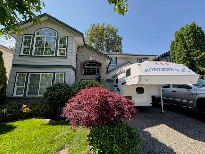 11789 Creekside Street, Maple Ridge BC V4R 2V4