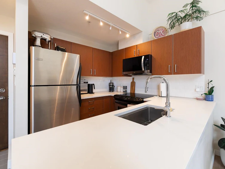 410-7339 Macpherson Avenue, Burnaby, BC, V5J 0B1 - 3