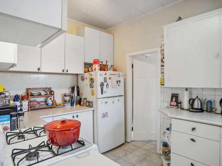 173 W 19th Avenue, Vancouver, BC, V5Y 2B5 - 10