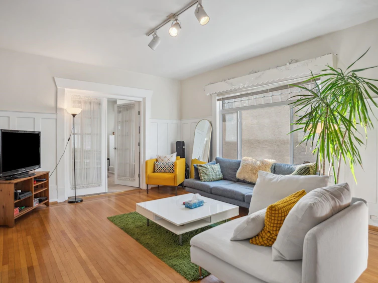 173 W 19th Avenue, Vancouver, BC, V5Y 2B5 - 5