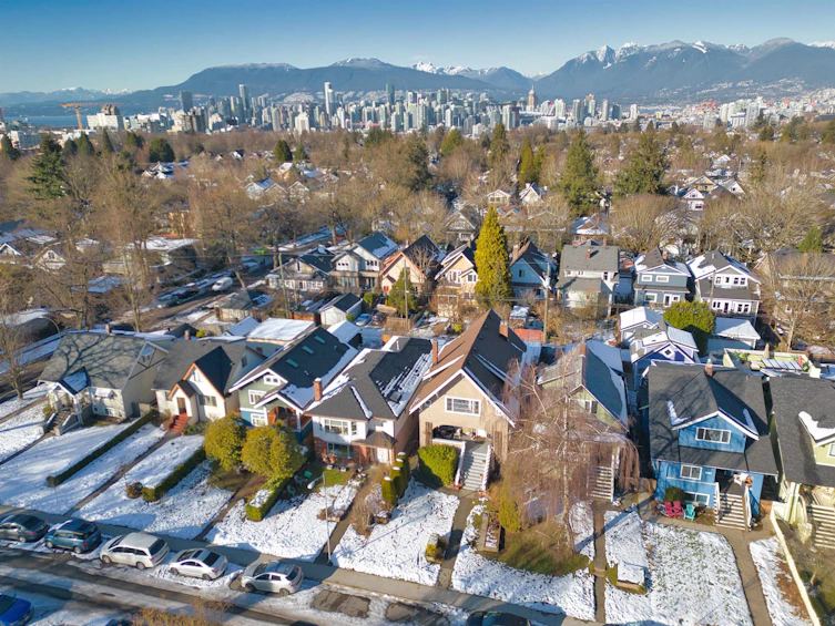 173 W 19th Avenue, Vancouver, BC, V5Y 2B5 - 33