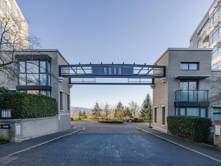 202-9288 University Crescent, Burnaby, BC, V5A 4X7 - 20