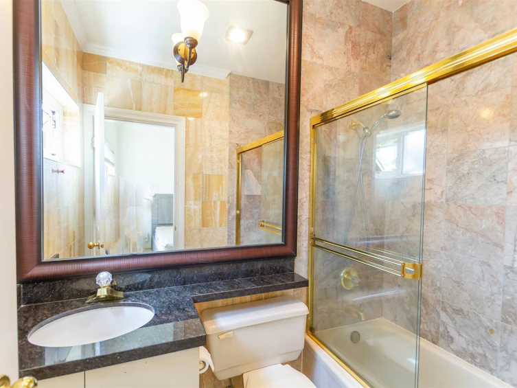 1369 W 55th Avenue, Vancouver, BC, V6P 1R3 - 15