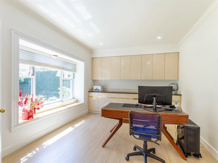 1369 W 55th Avenue, Vancouver, BC, V6P 1R3 - 4