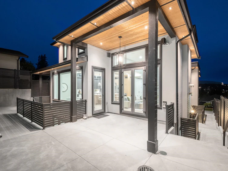 7739 Lee Street, Burnaby, BC, V3N 4B9 - 39
