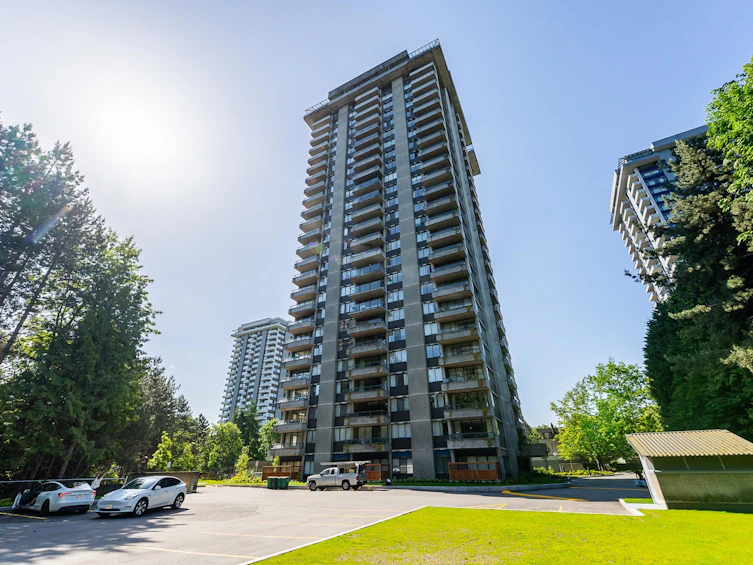 605-3970 Carrigan Court, Burnaby, BC, V3N 4S5 - 2