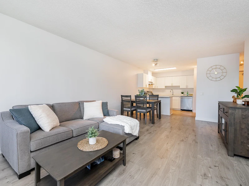 605 - 3970 Carrigan Court, Burnaby BC V3N 4S5