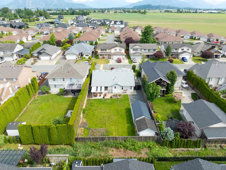 46492 Ranchero Drive, Chilliwack, BC, V4Z 1K3 - 2