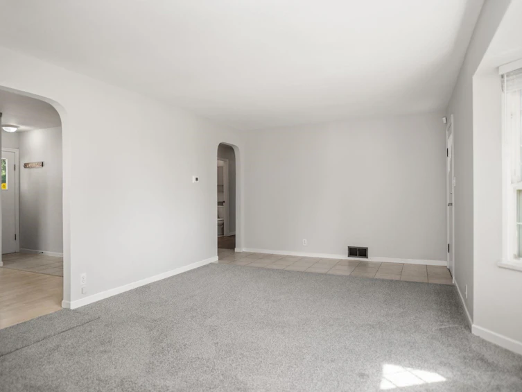 8860 112 Street, Delta, BC, V4C 4X4 - 5