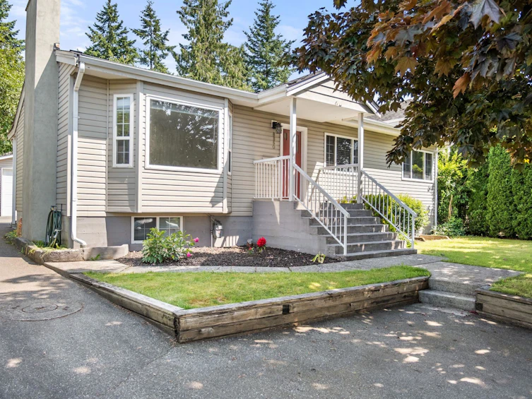 8860 112 Street, Delta, BC, V4C 4X4 - 2