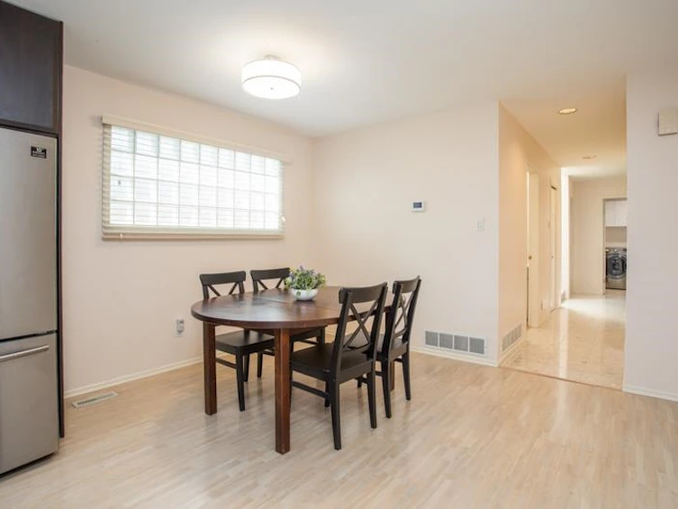 3538 Regent Street, Richmond, BC, V7E 2N4 - 9