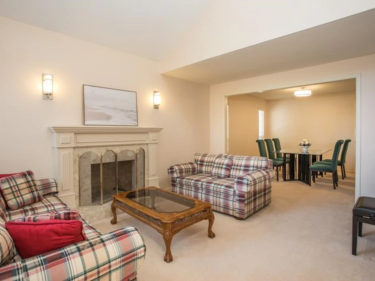 3538 Regent Street, Richmond, BC, V7E 2N4 - 2