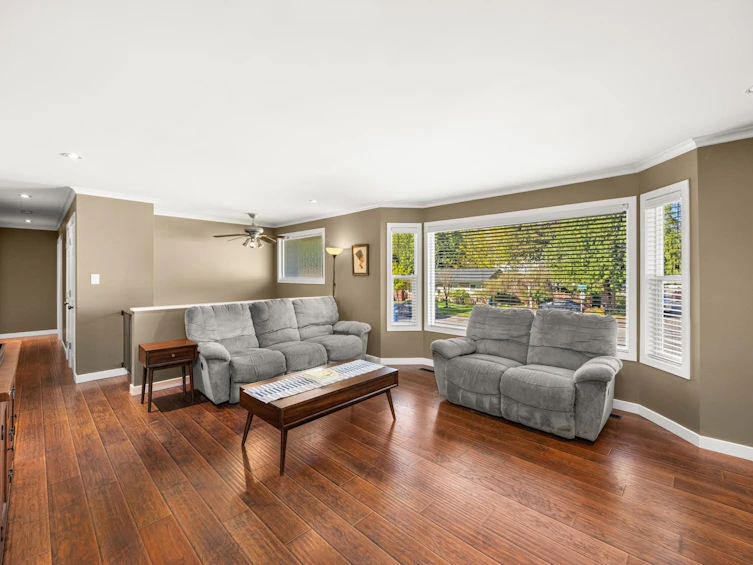 4506 201 Street, Langley, BC, V3A 6K1 - 5