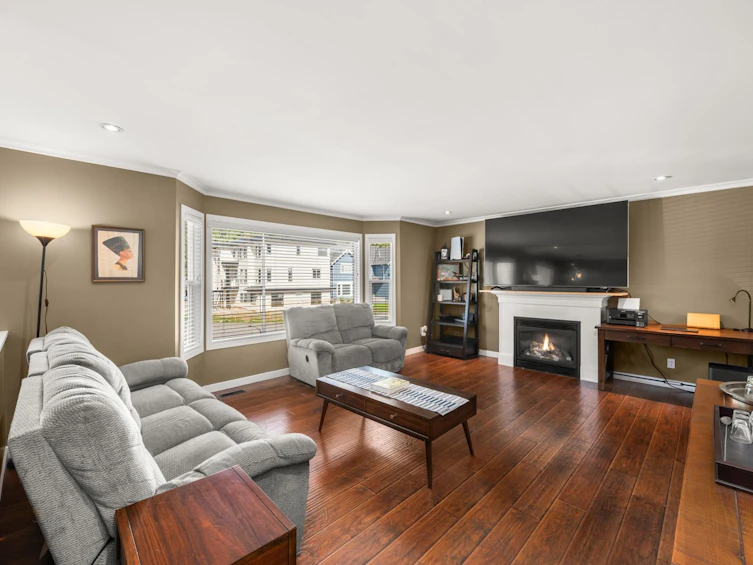 4506 201 Street, Langley, BC, V3A 6K1 - 6