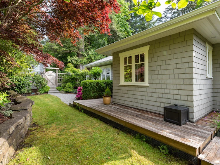 1137 Miller Road, Bowen Island, BC, V0N 1G1 - 5