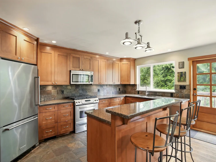 2645 Poplynn Drive, North Vancouver, BC, V7J 2Y1 - 11