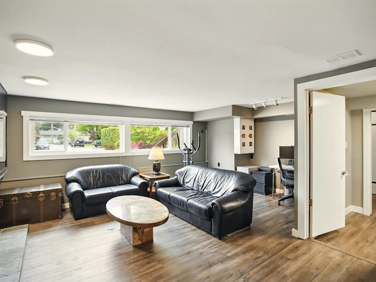 2645 Poplynn Drive, North Vancouver, BC, V7J 2Y1 - 19