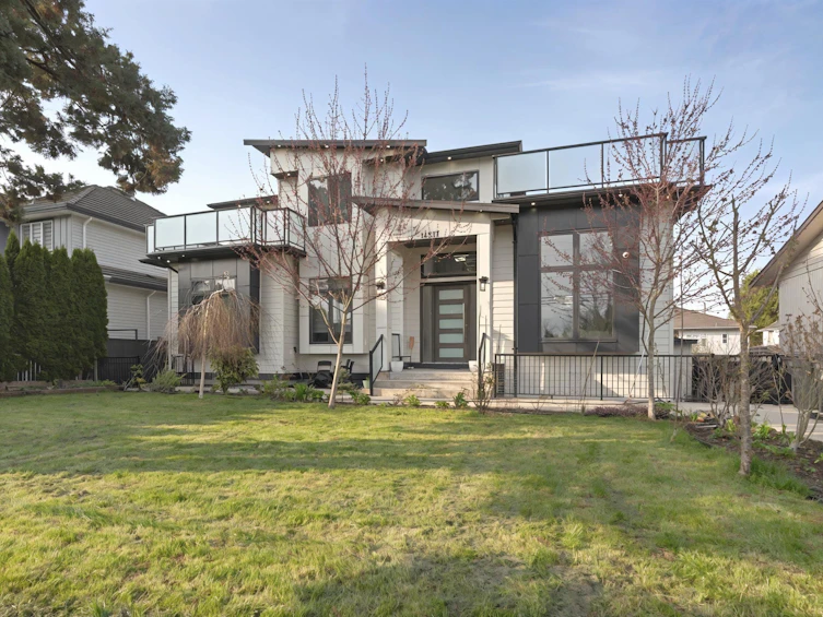 14517 72 Avenue, Surrey, BC, V3S 2E6