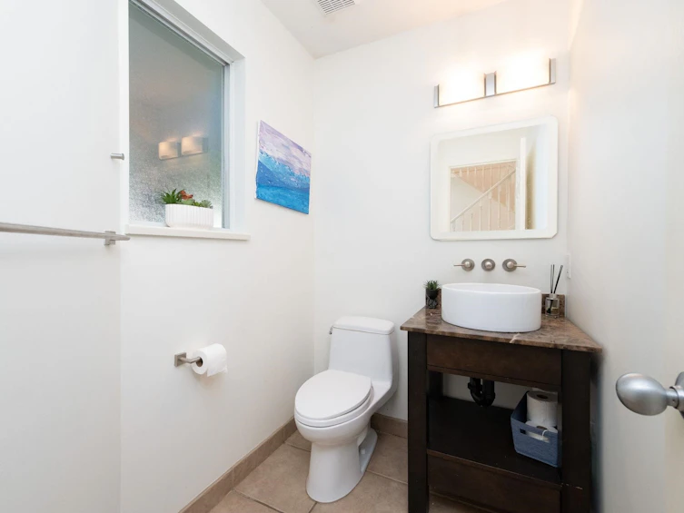 1663 Cascade Court, North Vancouver, BC, V7G 2G1 - 26